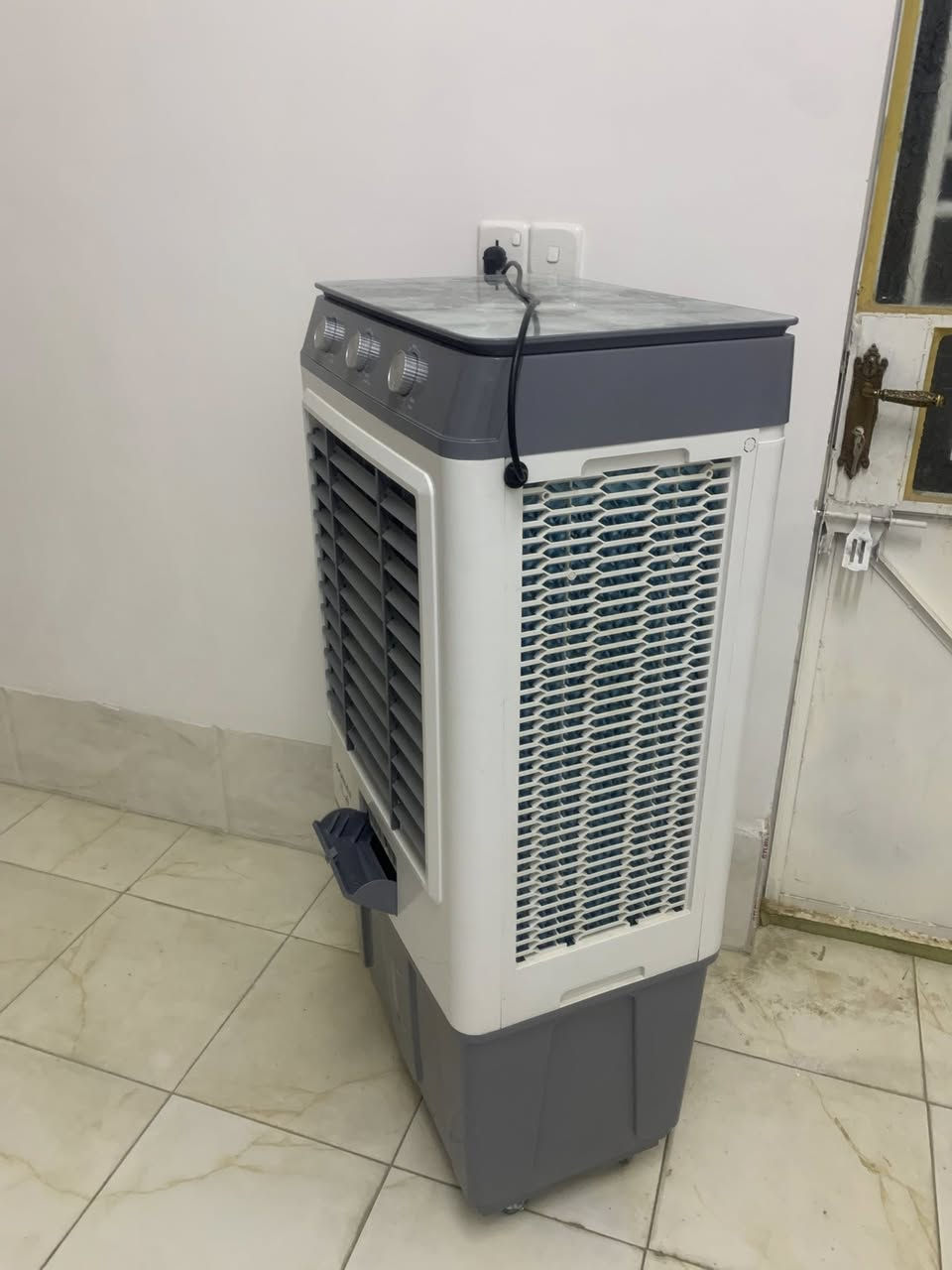 السلام عليكم. كنفيره للبيع جديد اخذه بالكارتون  مستخدمه ساعه وحده  اخذته ب200 الف واريده 175 الف  أتواصل خاص


**إذا كنت صاحب هذا الإعلان وتريد حذفه لأي سبب، رجاءا أرسل رسالة إلى الدعم الفني**