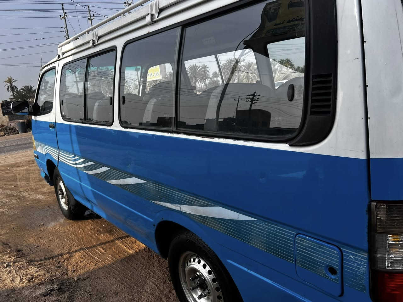 السلام عليكم سياره جنبي  للبيع.  موديل 2015 بغداد رقم نكليزي هيئه وغرامات وبحث مصفر تحول مباشر مكينه وكير خير من الله حداديه تخم تاير كهربائيات كل شغاله لا ضربه صبغ فقط الهلالات السعر 66 وبيه مجال مكان السياره كربلاء الهنديه 
***********
