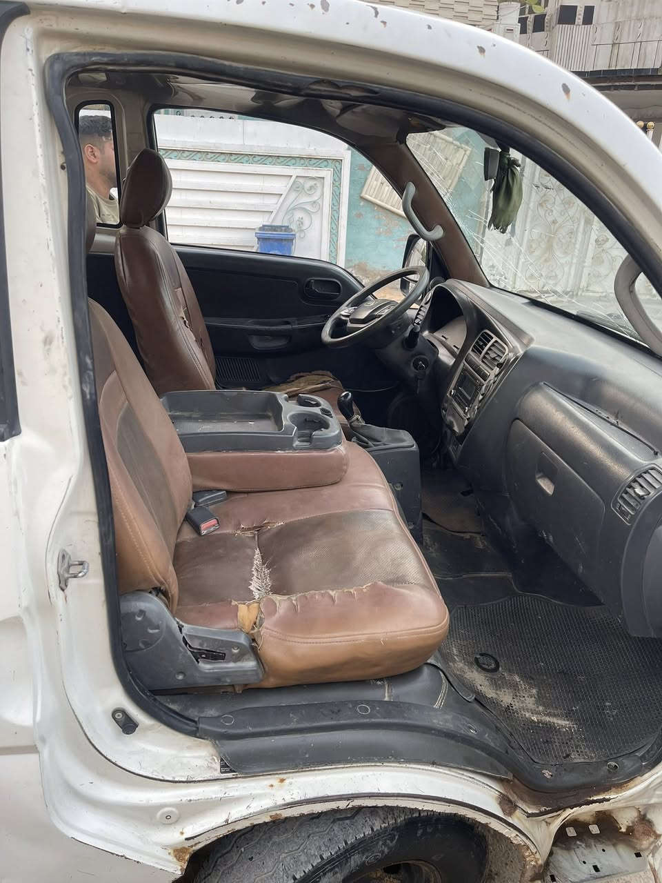 سلام عليكم كية اللبيع 2016 كير مكينة حدادية تخم تايك مكفولات  ستفسار ***********
