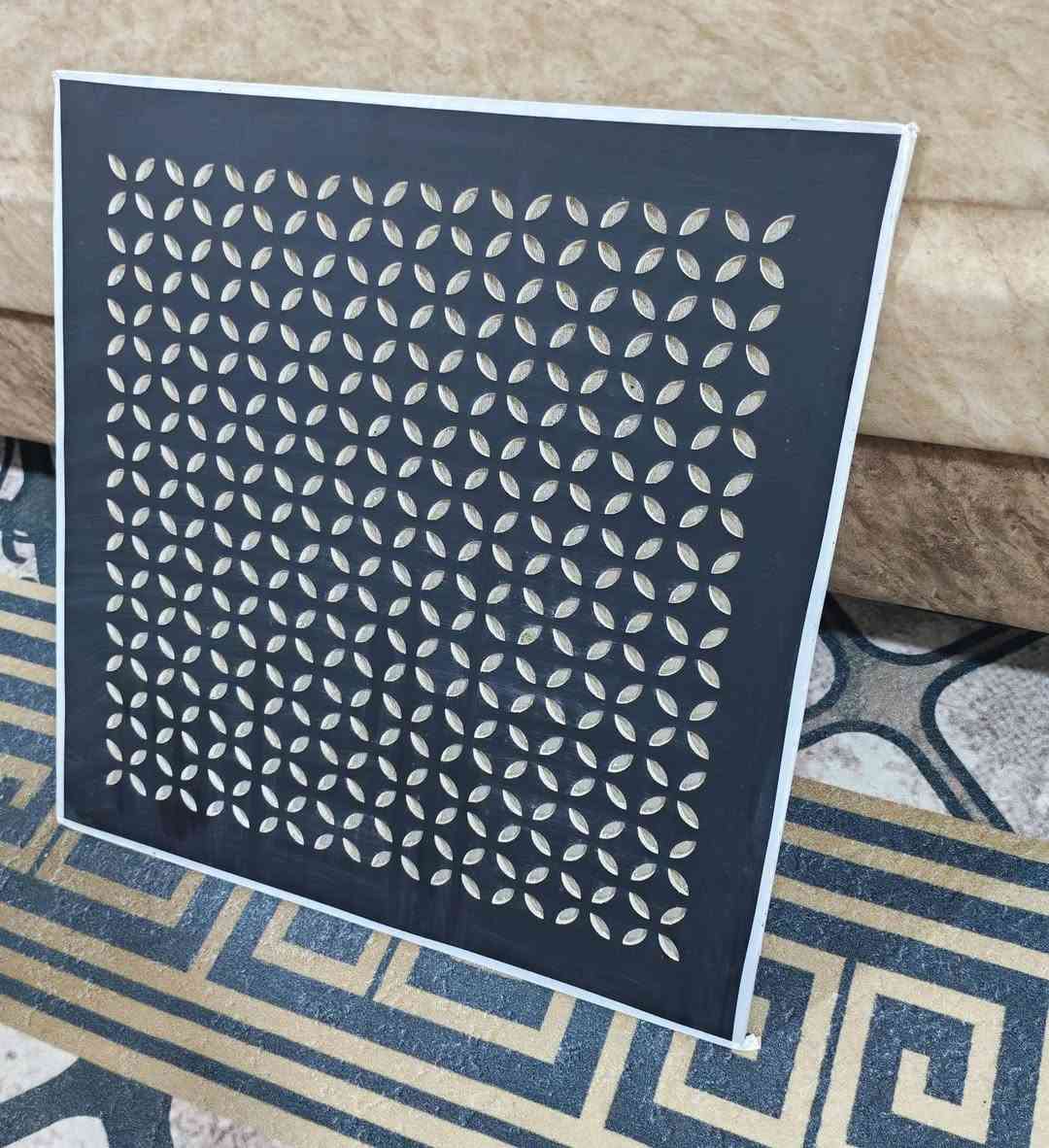 كاشيات سقف ثانوي مستخدمات  للبيع  نوع جبسن حفر cnc
قياس ٦٠×٦٠
اللون اسود
عدد القطع الكامله ٤٥
عدد الانصاف ٢٥
مكاني ناصريه 
للاستفسار ***********
السعر ١٠٠ مع التوصيل
