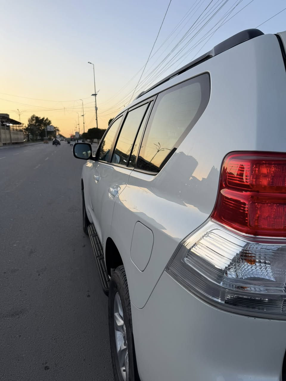 سلام عليكم
تويوتا برادو (4سلندر)  TXL مديل 2012 

ماشيه 196 الف حقيقي 

رقم اربيل 

شرط التحويل السياره باسمي سنويه جديده
تبريد ثلج 
سياره جاهزه ما بيها اي نقص 
سبعة راكب 
سبير تعليك 
شاشه +كامره + ثلاجة 
مري شفط + اشاره + بصمة ابواب 
تحكم ستيرن جهتين 
بصمات عدد 2
كير محرك عل فحص بدون فتح بلاد
محرك 2700

دوشمه جديده 7 راكب + ارضيه جديده
تخم تاير جديد دنلوب 

باقي التفاصيل وتساب او اتصال   

 ***********

مكان السياره بغداد حي اور السعر 265$

سياره كفاله عامه  وصور السونار موجودة
