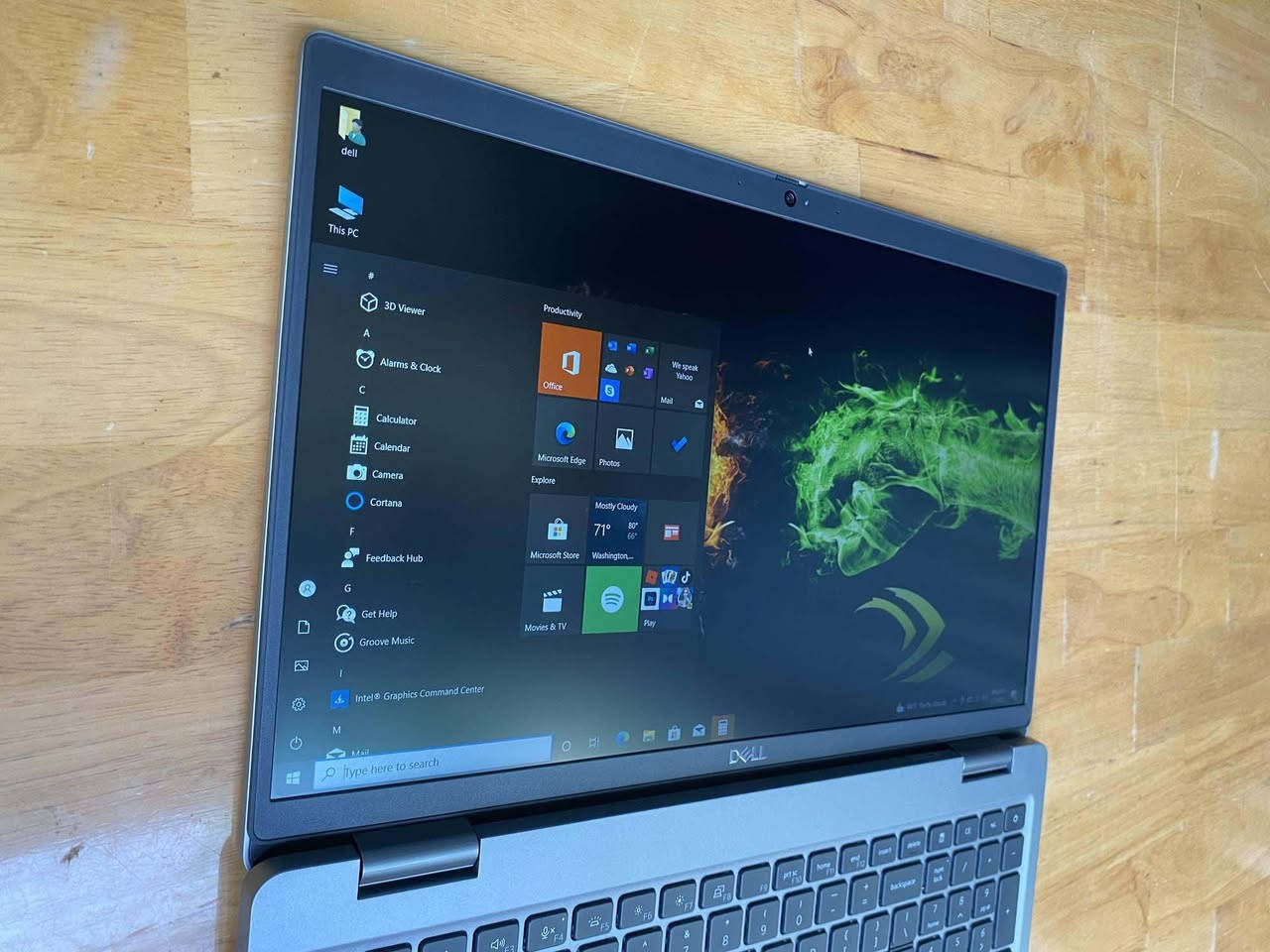 لابتوب بشاشة كبيرة ومعالج حديث فئة[ H ] مخصص للاعمال الهندسية والمكتبيه الاحترافية

✔️ الموديل: Dell Latitude 5521
✔️ المعالج: Intel Core i7-11850H — الجيل الحادي عشر
✔️ الرام: 8GB DDR4
✔️ التخزين: 256GB SSD
✔️ كارت الشاشة: 4GB  Iris Xe Graphics
✔️ حجم الشاشة: 15.6 إنج
✔️ دقة الشاشة: FHD (1920×1080)
✔️ الكيبورد: عربي / إنكليزي — إضاءة خلفية

🔹 الحالة: وارد اوربي غير مستعمل بالعراق (كالجديد) نظافة 95% فما فوق 
🔹 البطارية: جيدة جدا (ضمان ساعه فما فوق)

🔷️ السعر الكلي : 539.000 الف دينار 
(شامل التوصيل مجاني مع هدايا حقيبة وماوس )

■ ضمان(١) فحص وتشغيل امام المندوب 
■ ضمان(٢) استخدام اسبوعين اي خلل مصنعي يتم الاستبدال بنفس الموديل


**إذا كنت صاحب هذا الإعلان وتريد حذفه لأي سبب، رجاءا أرسل رسالة إلى الدعم الفني**