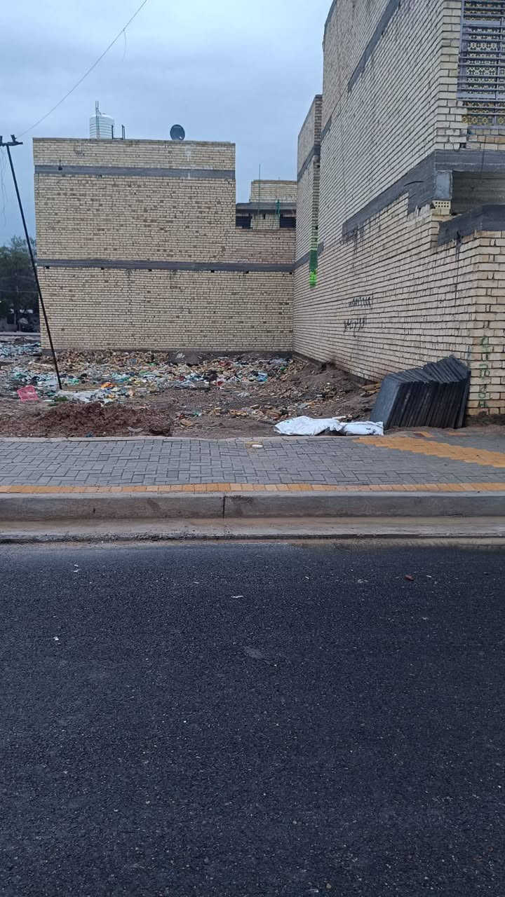 قطعة ارض للبيع قرب جامع الشهيد رائد شارع ١٥ منطقة كامل الخدمات الاستفسار اتصل على الرقم 
***********
