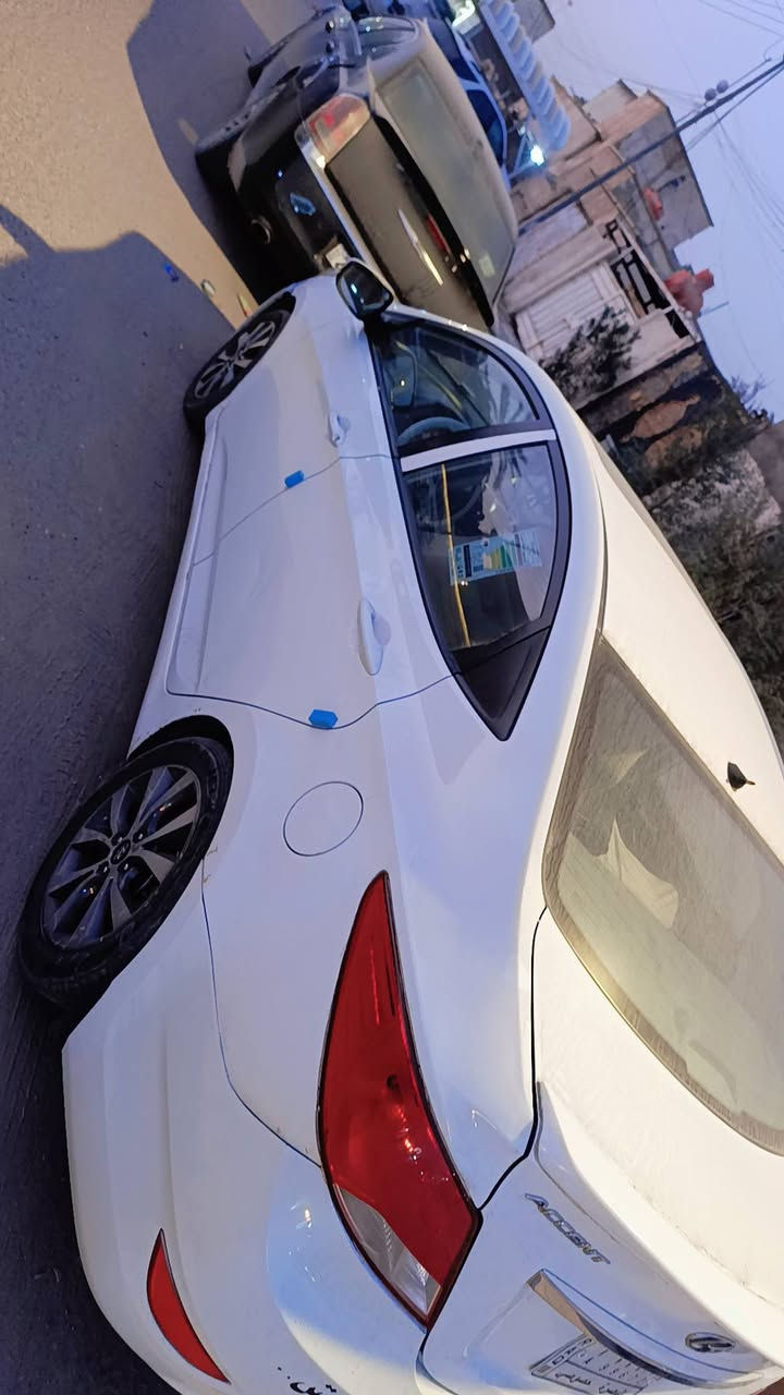 سلام عليكم اكسنت موديل 16خليجي كفاله من الضربه بيهه فقط بارد بل داير مال الجاملغ الخلفي وصبغ بل دوسه السعر98وبيهه مجال ***********
