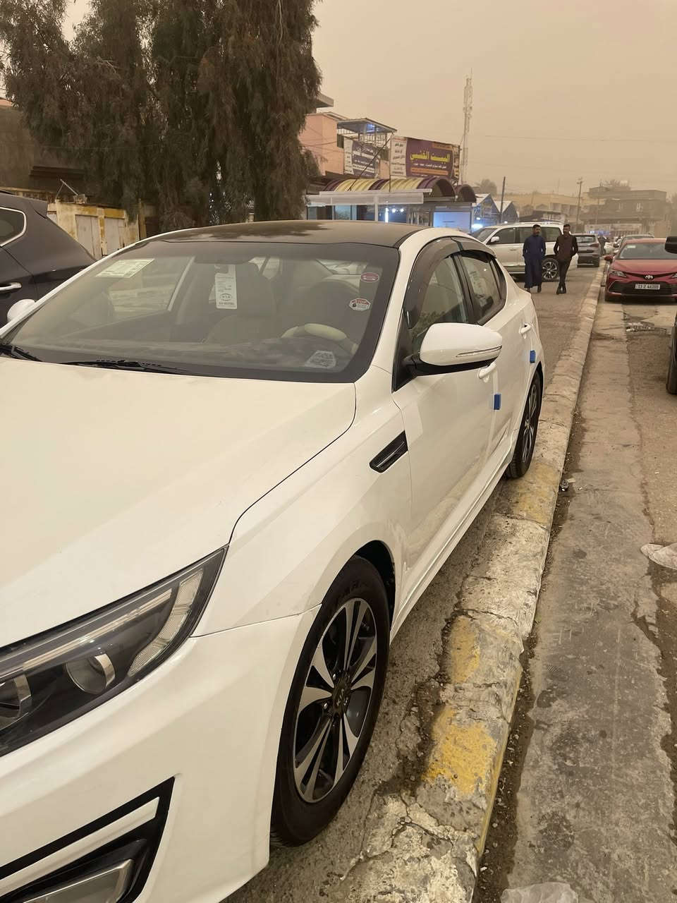 السلام عليكم للبيع اوبتما 2015 خليجي 

مكينة 2000 دوش المرغوبة مكفولة من التنقيص والتبخير

كير 6 نمر مكفول

تبريد ثلج ❄🧊

ماشية 200 KM حقيقي 

موصفات السيارة

1تبريد قطعتين + تبريد ابيانو + تبريد منفصل مناخين

2فول تحكمات ستيرن 

3اشاير بل مرئي + المرئي 

 4شاشة ايباد كار بلي

8 نظامABS + كزوز قفل السرعة + نظام ECO اقتصادي

9 حساسات خلفية

10 بك لايت لد + لد امامي خلفي

12 5 ويل كب + تخم تاير جديد + ويل 17 

( السيارة بيها  صبغ جاملغ امامي + بنيد امامي  جاملغ خلفي رش  + بدون دواخل) 

لغود + شواصي + تكم + حوض مكفول 

(رقم بغداد  + سنوية  جديد) 

مكاني هيت الانبار

السعر 115وبيها مجال للطيبين

***********
