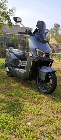 دراجه ساعقه ريان البيع نضيفه كلش ما متعوبه  بصمه مثبت سرعه   لات عالي ...