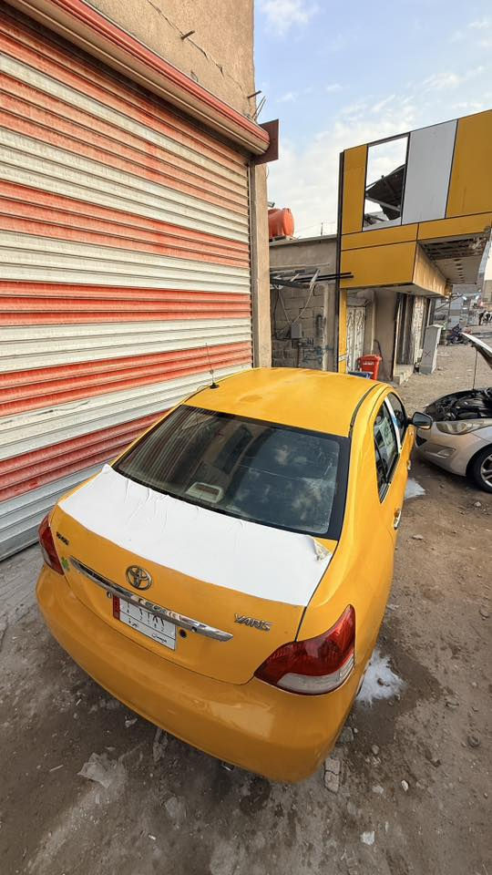 كورلا يارس مديل2008
مصفره هيئة وغرمات
مكينه وكير جدد اوتماتيك
كهرباء شغاله كلهه شاشة 
سعر 45
العنوان البصره الزبير
***********
