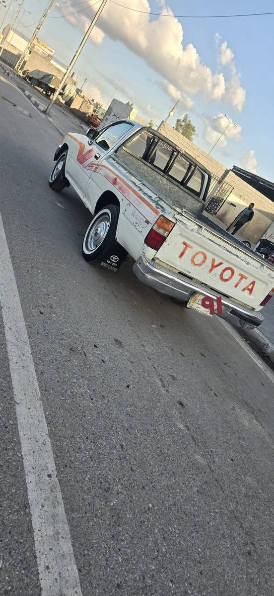 بيكم ٩١ رقم صلاح الدين مشروع وطني محرك كير صدر تاير كهربائيات كل شرط بدون صبغ وضع شركه جاملغ واحد صبغ شاصي اكسل كله شرط كروسيده للبيع السعر ٥٠ بيها مجال مكان السياره كركوك غير متواجد عل فيس اتصل على ***********
