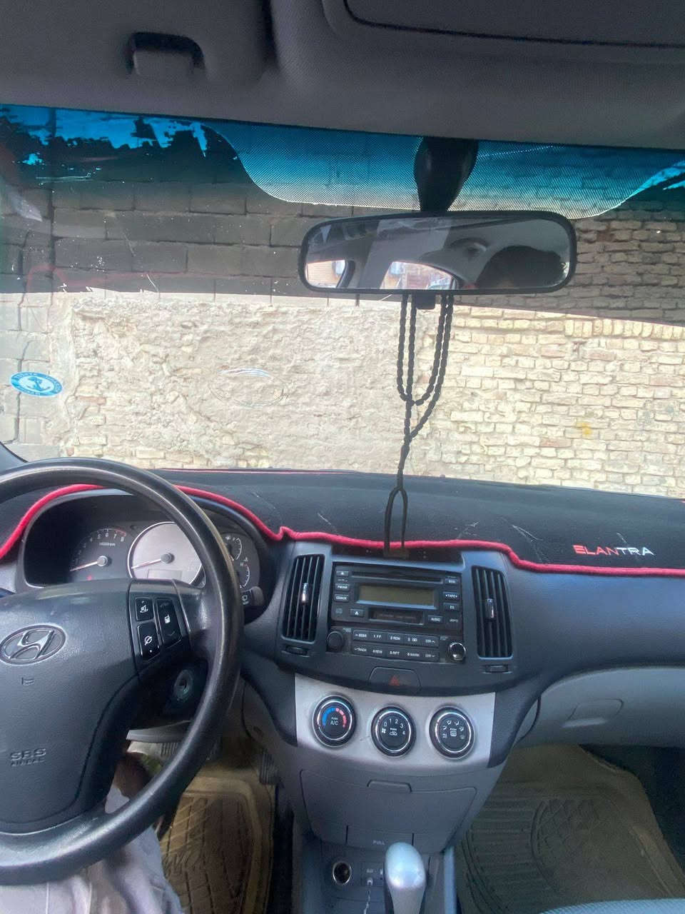 سلام عليكم شباب النتراالبيع أو مراوس ادوات ادوات صابونه مديل2008سياره جاهزه مكينه كيرتخم تاير حداده حلوه تبريد تدفه جاهزه شغل باجات كصه جنطه متومه طبق الاصل سعره 37وبيه مجال قليل ***********مكانه البصره
