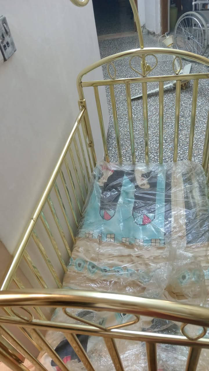 جربايه طفل ستيل ذهبي جديده مع دوشك بالكيس 120 الف


**إذا كنت صاحب هذا الإعلان وتريد حذفه لأي سبب، رجاءا أرسل رسالة إلى الدعم الفني**