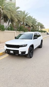 ٧ راكب • ماشي ٢٧ الف • بدون رقم
