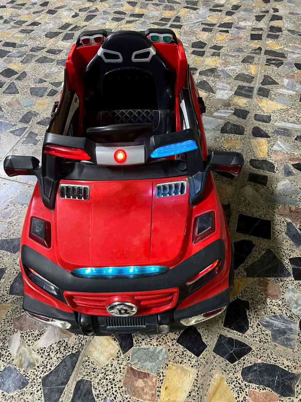 ملاحضة التوصيل مجاني
سيارة أطفال الحجم الكبير ترهم من عمر سنه إلى عمر 10 سنوات السيارة اضائات لد كامله دبل  ماطورات كهربائية ودبل بطارية بطاريات جديدة ما مستخدمة نهائياً السيارة نضيفة جدا ما بيها اي ضرر او كسر وعلى الفحص السعر خاص للشراي رجائا


**إذا كنت صاحب هذا الإعلان وتريد حذفه لأي سبب، رجاءا أرسل رسالة إلى الدعم الفني**