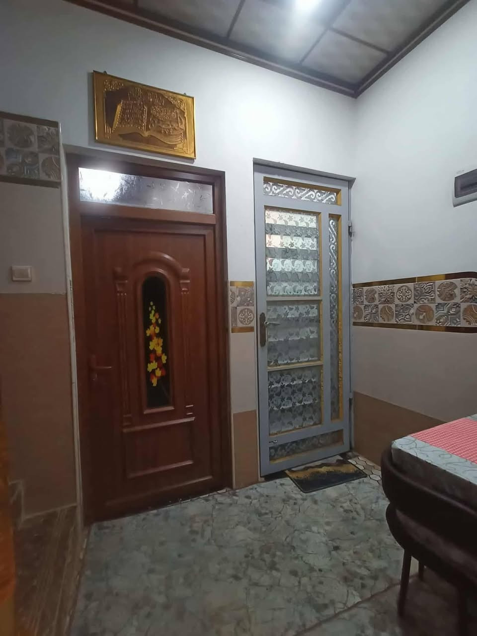 للبيع  بيت بحي زيونه يم سومر 100 متر طابقين 4غرف مطبخ وهول واستقبال سند زراعي صرف وصل25 طالبين عليي 110 مليون وقابل للتفاوض


**إذا كنت صاحب هذا الإعلان وتريد حذفه لأي سبب، رجاءا أرسل رسالة إلى الدعم الفني**