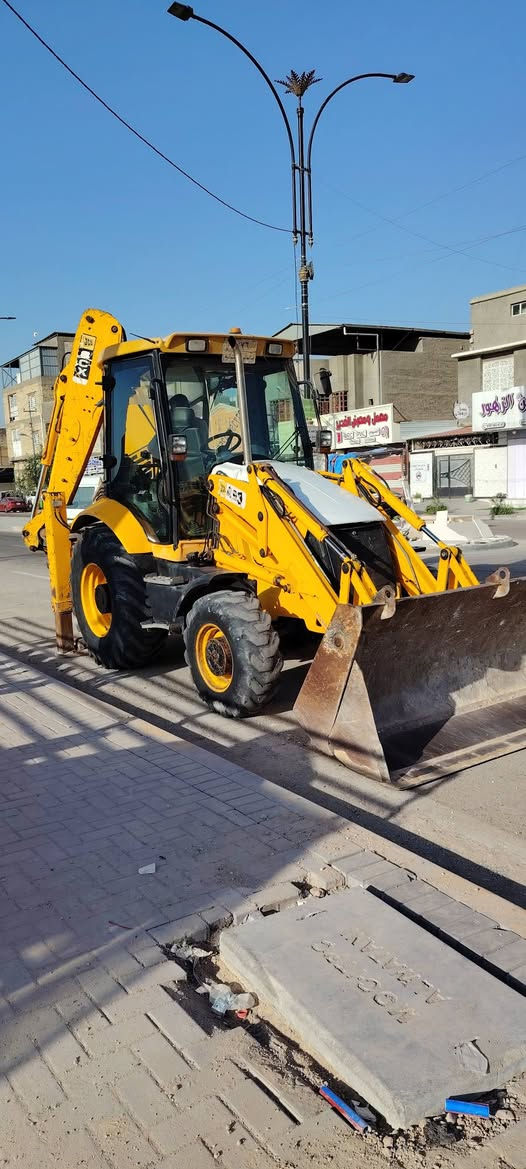 حفاره جي بي سي للبيع موديل ٢٠٠٨ باسمي تحول مباشر رقم سليمانيه مكان البصره مكفوله من كل شي. *********** ابو عباس
