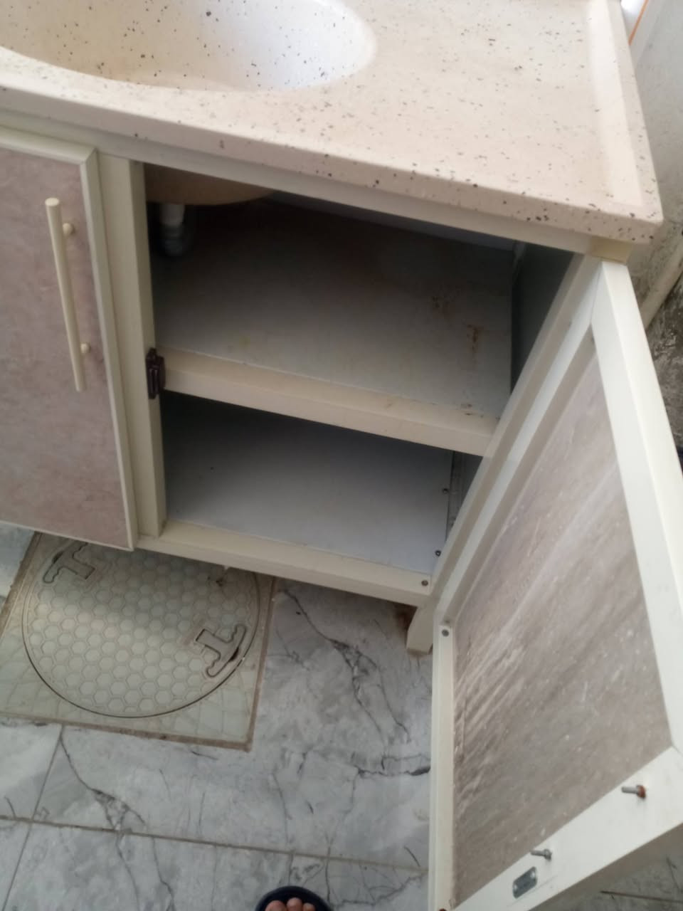 بابل مركز شرطة الفيحاء فرع مقابل يوجد توصيل ***********
