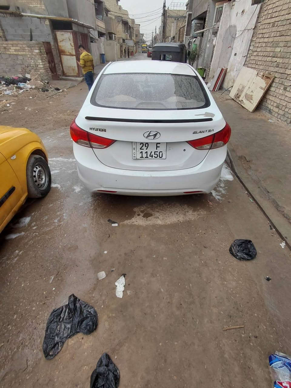 سلام عليكم عندي الانتره موديل 2013خليجي خليجي مكفوله كفاله عامه من صبغ ضربه تبديل شرط سونار وضع شركة رقم واسط دولي جاهزه من كلشي سياره  مكينه 1600دوش تخم تاير كير مكينه كله مكفول مكان السياره بغداد السعر  100وبيها مجال ***********
