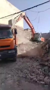 وبركاته كادر جاهز لتفليش البيوت القديمه ورفع الانقاذ وتسليم ارض جاهزه ...