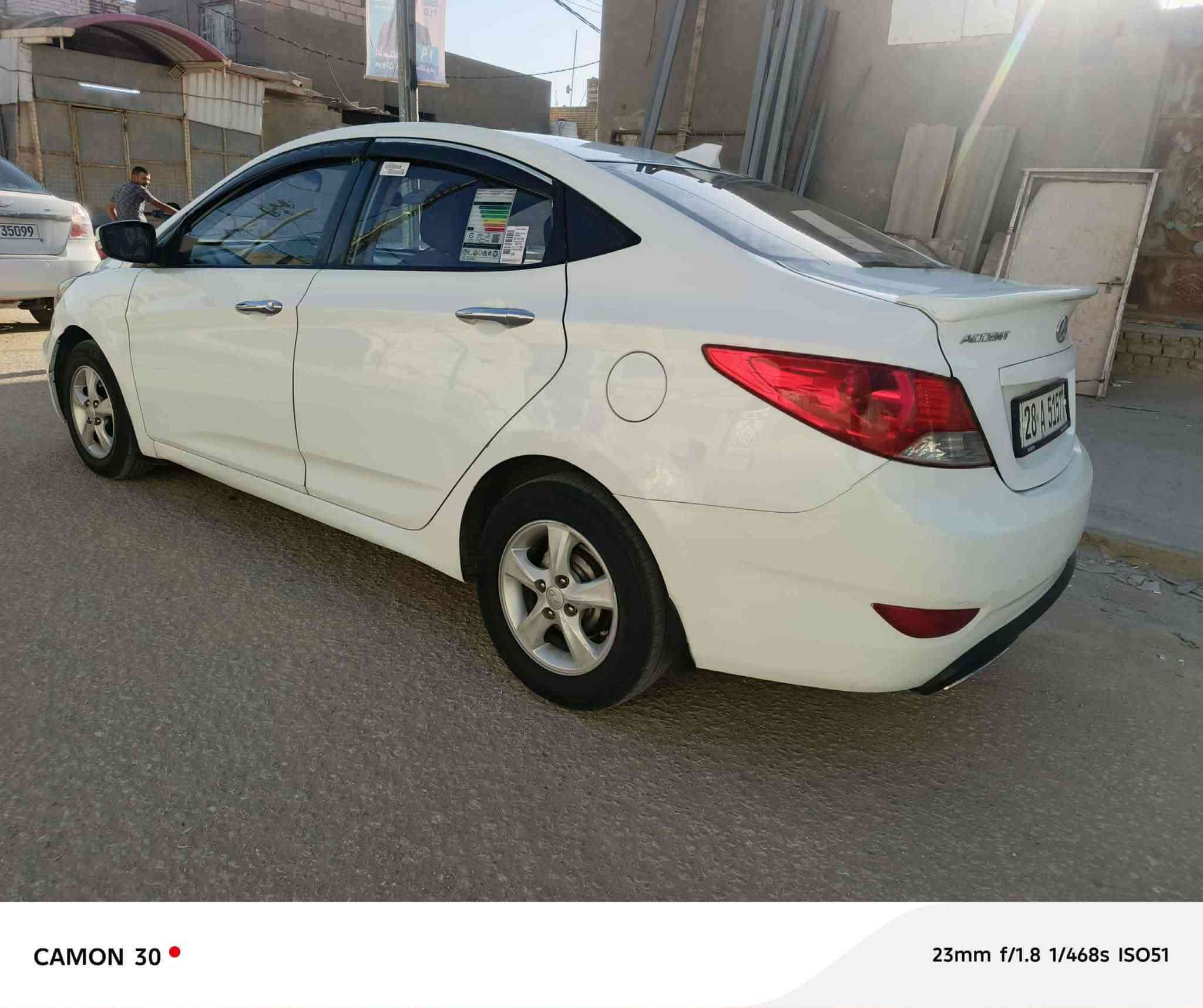 سلام عليكم
اكسنت للبيع خليجي مكينه 1600 مكفوله كير مكفول حداديه جديده تخم تاير جديد دواخل حلوه
سياره بسمي رقم انگليزي سنويه 29 تنتهي سياره حلوه ما ناقصها برغي مكفوله من الضربه القويه والتبديل 
مكان السياره ديوانيه قضاء شاميه 
سعرها 106 وبيها مجال ... للتواصل ***********
