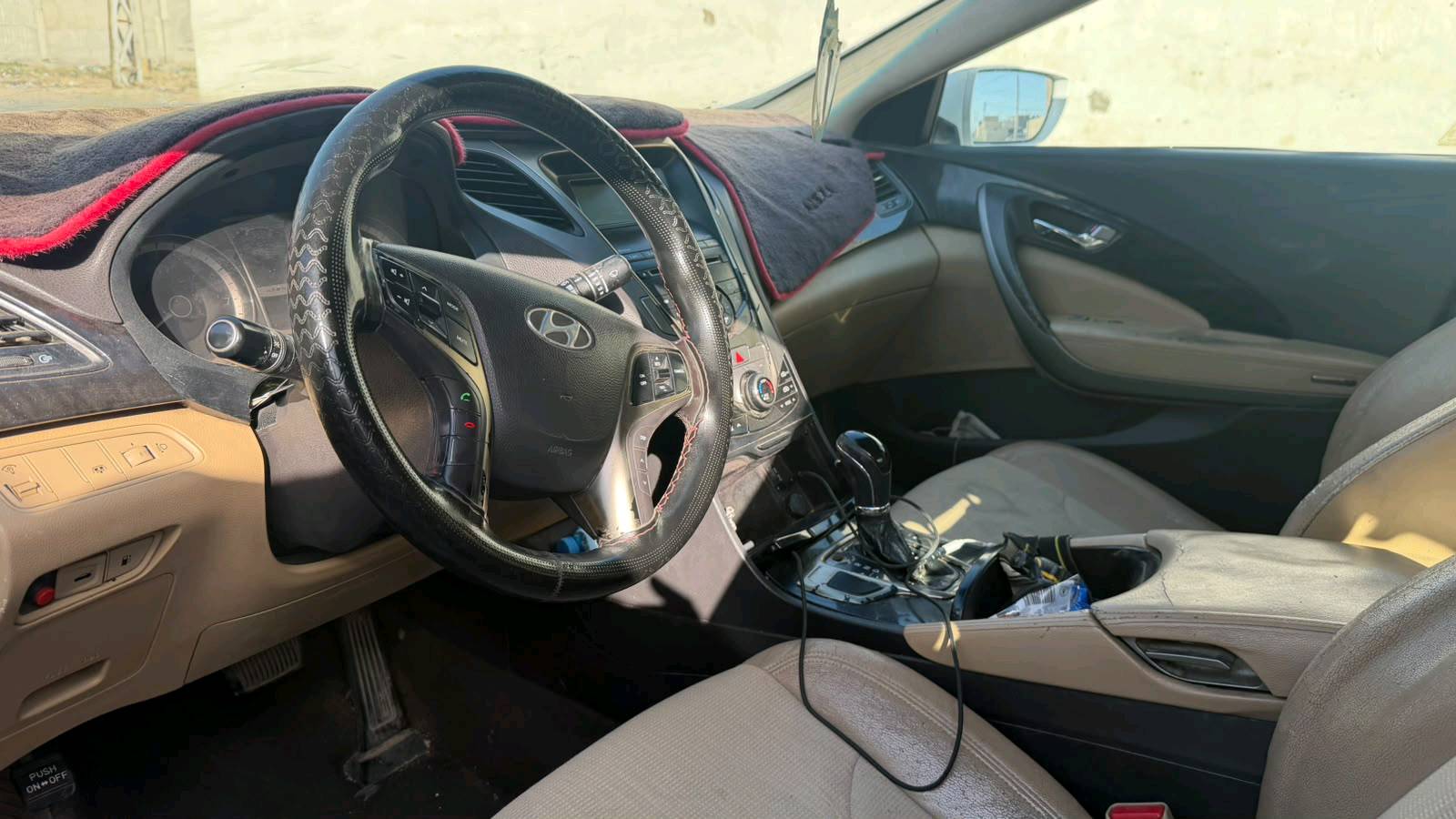 ازيرة 12خليجي بيهة 3قطع صبغ بدون دواخل
فول موصفات بومو رامة بردات كهرباءتحكمات  مابهة نقص