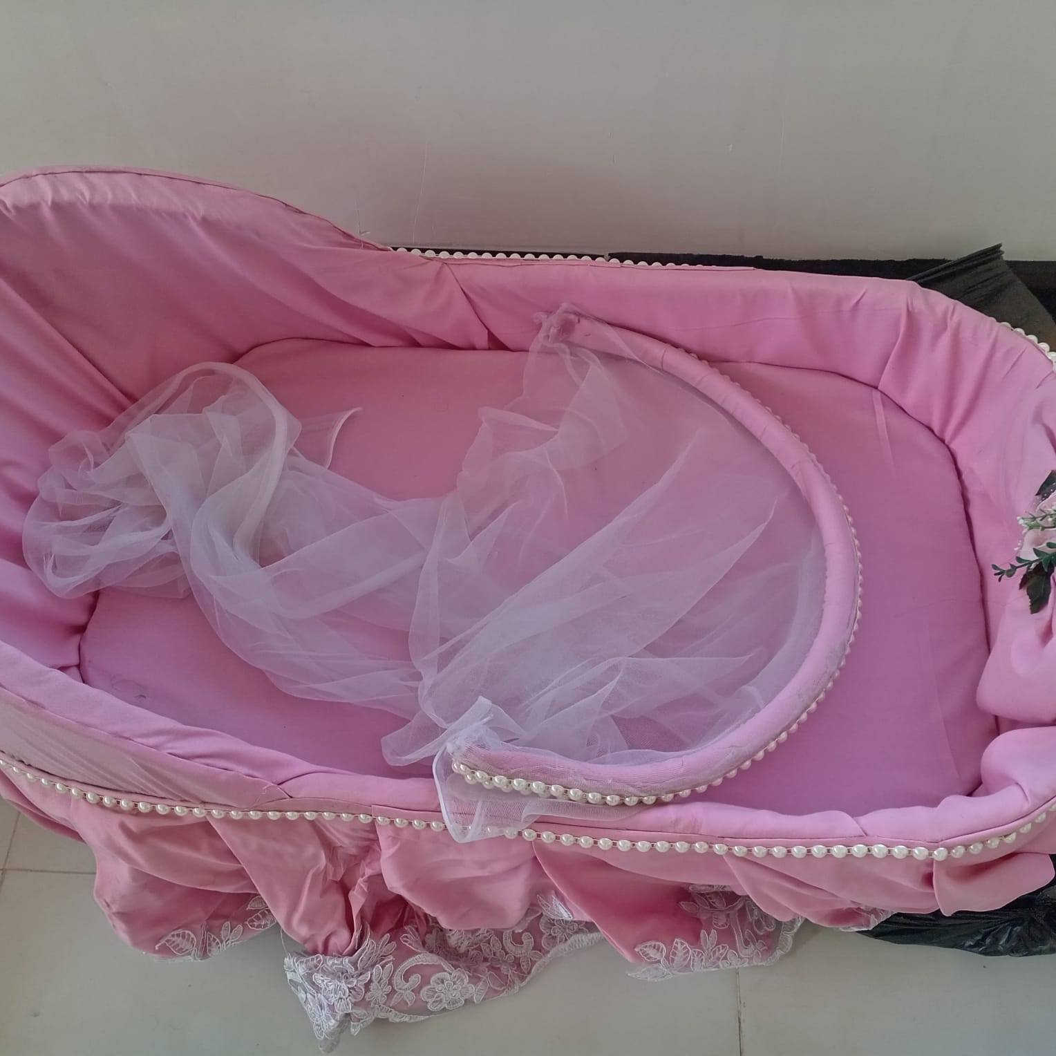 غراض مستخدمةكل قطعه وسعرها نوع سبلت كري 2طن غاز 410 ما داخل صيانة و مروحة شحن   للاستفسار على رقم *********** او على الخاص
