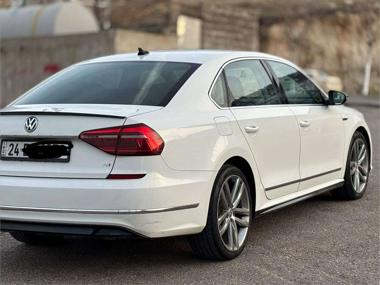 ڤۆلکسواگن پاسات2017 
مەکینە ۱.۸ وتوربو مەرغوب
121000 میل ڕۆشتوە 
ارلاین
کلین تایتل
سەنەوی جدید
گیرومەکینە بەشەرت زۆربەجوانی پاکی ماوە 

سعر لە کۆمێنت داوابکە ڕاستەخۆ بۆت دیت 📩 

 هیچ خەلەلیکی تیدا نییە 
 
ژمارەی خاوەنی 
***********
