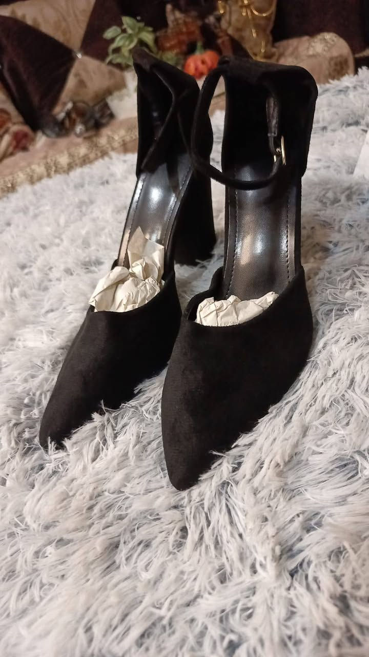 حذاء كعب مال مناسبات سعر 7يوجد توصيل


**إذا كنت صاحب هذا الإعلان وتريد حذفه لأي سبب، رجاءا أرسل رسالة إلى الدعم الفني**