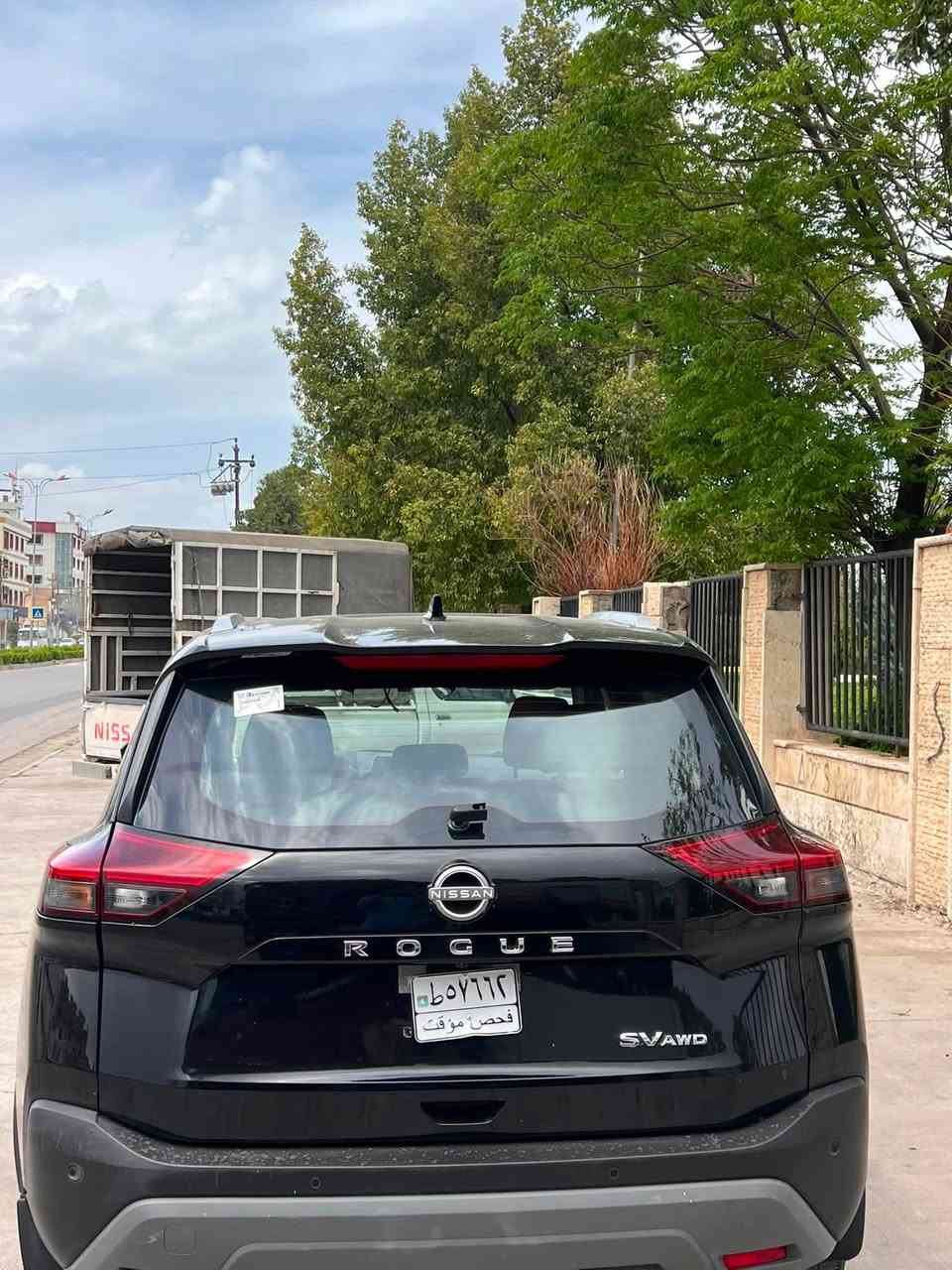 نيسان روج موديل  24 اعله موصفات  ابيعها احزام وعل وضعها بيها شغلات نواقص شغاله محرك كير بدون اي عيب تترقم محافضات بيها راس الشاصي  مكان اربيل سعرها 95ورقه عل وضعيتها ماكو هيج سعر  ***********

