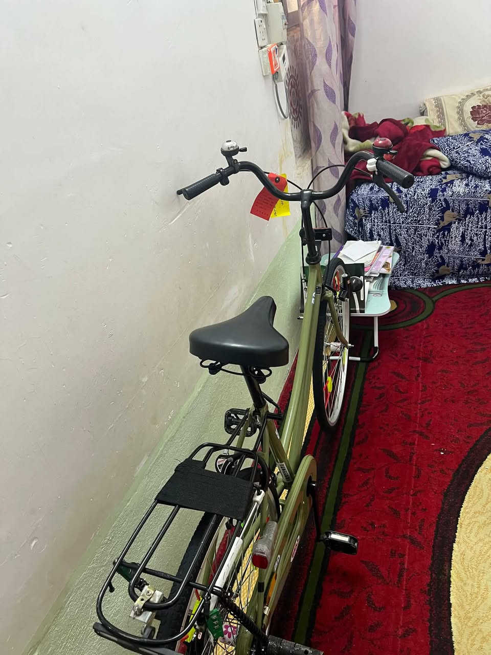 السلام عليكم بايسكل جديد كفاله عامه  من نزله من كرار ابونقش  موديل 22 مكاني نجف السعر 160 وبي مجال حسب الجيه


**إذا كنت صاحب هذا الإعلان وتريد حذفه لأي سبب، رجاءا أرسل رسالة إلى الدعم الفني**