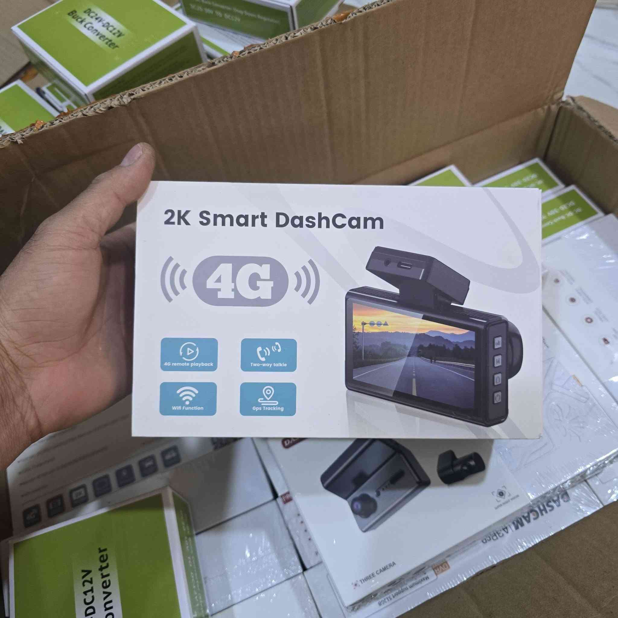 ام 3 كامرات اماميه وخلفيه وداخليه كوالتي عالي 

مفيده للشارع جداً  

العنوان العماره ابو رمانه الشوارع الاربعه للملعب مقابل عمارة كريم حوشيه اسيا *********** او اثير *********** 

مهندس ابراهيم
