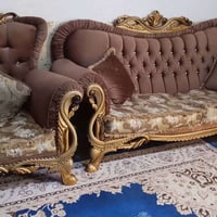 تخم ملكي • ١٠ مقاعد • نظيف