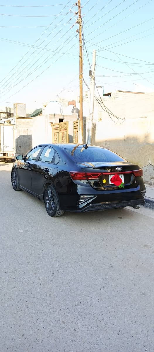 ألسلام عليكم للبيع فورتي موديل 2021 جي تي فقط تبديل جاملغ أمامي رقم كربلاء بأسم صاحبي سنوية 28 گير AT المرغوب مواصفات نص فول ماشية 70 mi فقط جديدة داخل وخارج مابيها اي ملاحظات ليبل واحد حادثها سطحي بنيد وأطراف الجاملغات الامامية بدون داخل والصندوك والجاملغ الخلفي سحب وتعديل بالحوض بسيط ألسعر 118 مكاني بغداد قضاء المحمودية للاستفسار *********** بي واتساب
