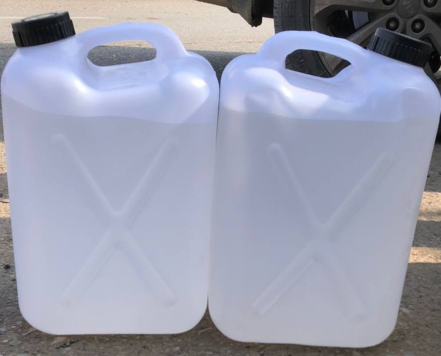 سلام عليكم نشتري نفط براميل ٢٢٠ لتر يوجد لدينا براميل نفط ابيض للبيع أيضا خابر رقم *********** وتدلل عنوان قضاء طوز خورماتو شارع عام بقرب من زنود الست علي الحمداني او بقرب من مخبز النداوي
