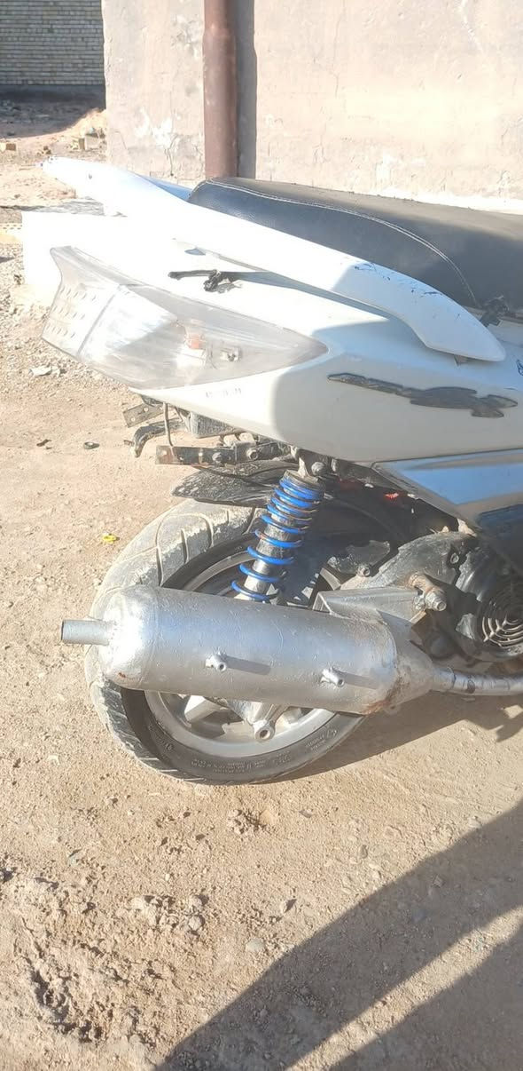 السلام عليكم سكنس فحل نظيف كهربائيات شغاله سلف شغال صالنسا رياضي مكينه مكفوال نظيف خير من الله مكاني بغداد السعر خاص هذا رقمي***********📞
