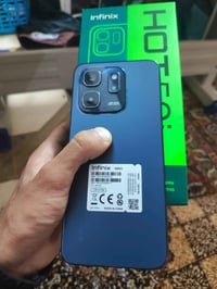 انفنكس هوت50i • ١٢٨/٨ • شاشة ١٢٠ هيرتز