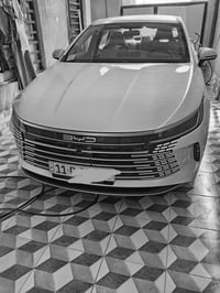 للبيع السياره زيرو مع الحوضيات مع شاحنه بدون ايرث مع العده كامله السعر...