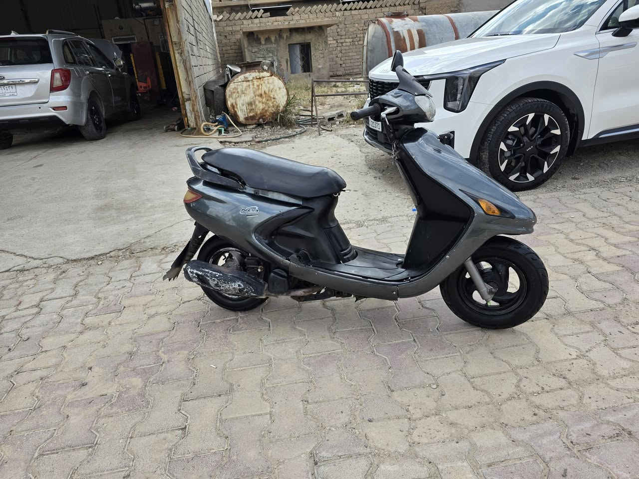 درجة للبيع ماكينة مفتوح معمر جديد باقي تفاصيل واضح بالصوره كلشي شغال مراوسه ويه جامبو او ماكس يصير 
السعر 375 واتساب هم موجود ***********
