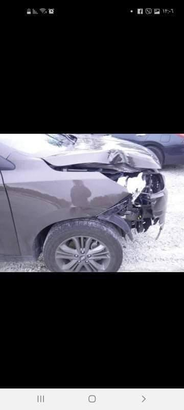 توسان امريكي موديل 2014 مكينه 2400 GDi فور ويل تبريد قطعتين كشنات جلد كهرباء تدفئه بلكشن كير ومحرك مكفول حداديه جديده باتري جديد تخم تاير جديد حادثه موضح بلصور فقط ربع من البنيد من فوك السياره انصبغت الصفحه لان بيه جراد لجماليه فقط كماموضح بلصور قبل وبعد
السعر( 128 $) وبيه مجال بسيط العنوان البياع الرساله الثانيه الاتصال على هذا الرقم***********
