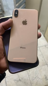 ايفون اكس • شاشة مكسورة • شقق زيونه