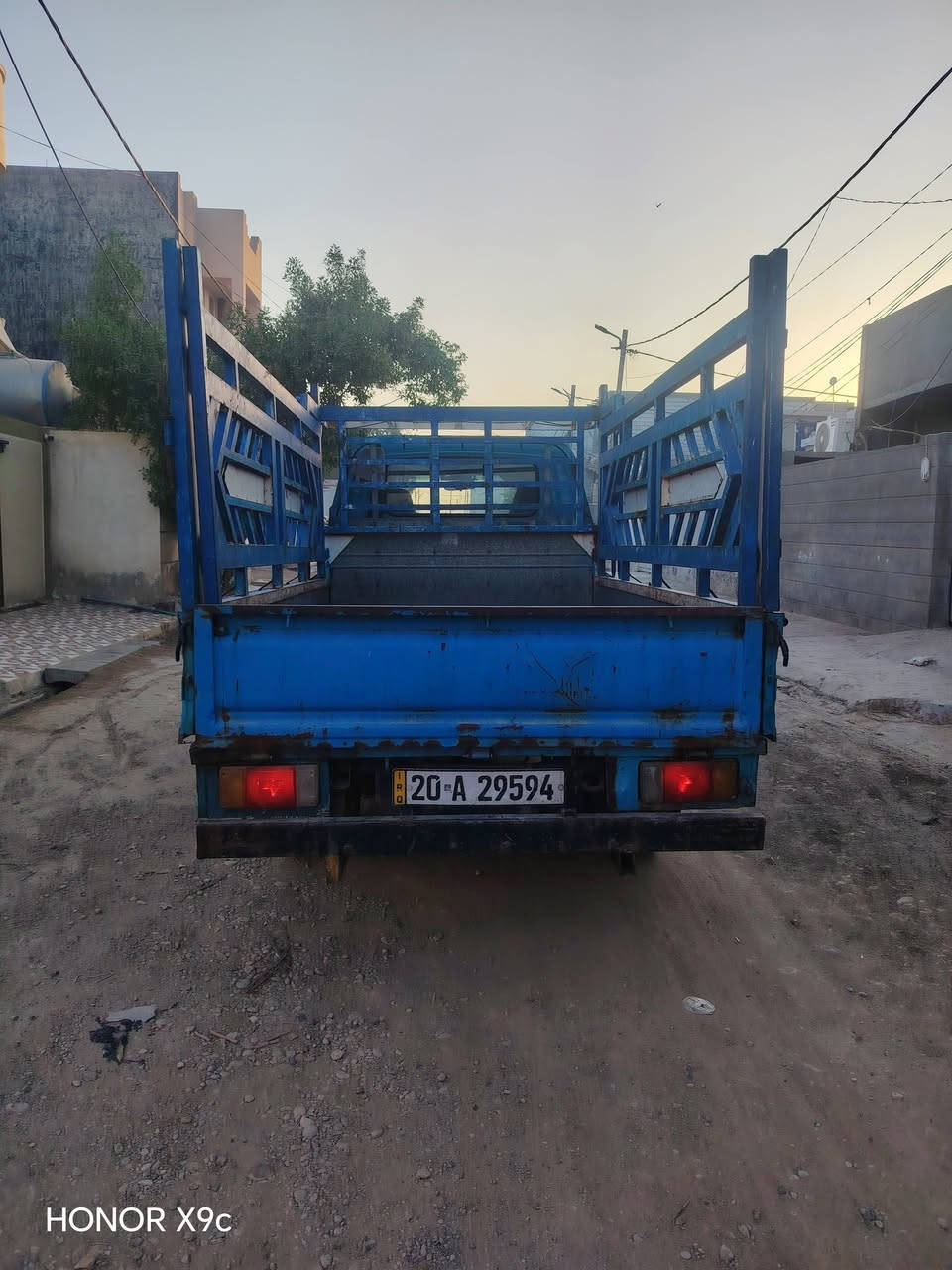 اسلام عليكم
سياره كيه بنگو موديل 95 سبعه چنگال كفاله محرك وگير واكسل وتايرات سته جديد مماشيات كهربائيات كامله تحويل ثاني يوم  السعر 55 وبيهه مجال الرقم ديالى انگليزي  العنوان ديالى بعقوبه  رقم الهاتف ***********
