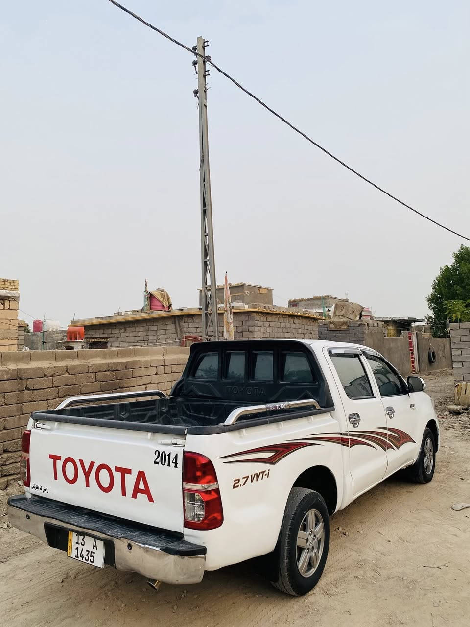 سلام أعليكم بيكم  للبيع موديل 8محدث 14سياره بيه بجم ومصبوغه عام جماليه مكينه خير منالله تخم تاير سياره حلوه شاصي 19سعر 120وبيه مجال تصل اعل رقم ***********
