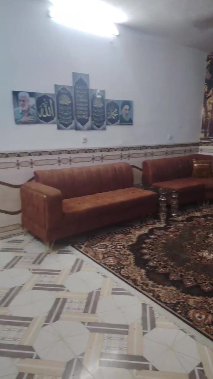 الدار 🏡🏡🏡 للبيع🔑🔑المساحه  100 مربع البناء بلوك
العنوان حي الرحمه الثانيه قرب مستشفى 🏥البناني 
تتكون الدار  🏘 من طرمه🛤زائد استقبال ⛪ زائد مطبخ🏰زائد صاله🏫 زائد غرفة نوم واحده زائد صحيات  خارجيه وداخليه 
البيت جاهز مرتب  تفاصيل البيت 
داخل المقطع   السعر 38 وبي مجال 
ملاحضه البيت لا رقم ولا زراعي القطعه توزيع الدوله ونشالله ماشين بمعامله الطابو الصرف
***********
