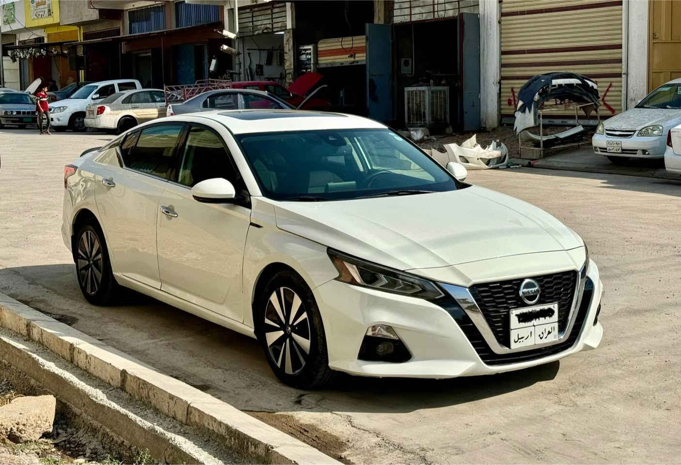 NISSAN 𝙰𝙻𝚃𝙸𝙼𝙰

نــیــســان الـــتــیــمــا ( 𝚂𝚅   ) AWD FULL

مـودیـل : 𝟸𝟶𝟷𝟿 

مـاوەی رۆژنـتـەکـەی : ١٠٠.٠٠٠ کم

رەنـگ : سـپـێ 

ســيــارەکـە زور خـاویـنـە هـەر یـەک دەسـت بـووە نموونەی لە جوانی زور ریکە 

موصفات:    

رادار پيش و پاش 
سلايت به سمه شخال  
کوشن ایتەر گەرم سوکان ایتەر گەرم 
تاحديت سورعه راداري خه ت جاده 
سوكان هەزەز
شاشه ئايباد گەورە 
بریک کارەبای 
ئوتو هولد 
لايت زينون بيلادي 
ته بريت مركزي
جوري گير نورمال و سپورت
فول فول مـؤسـفـات مــوسـفــات زور زوره
و کوشنی شەریکەیە زور خاوین مایتەوە 
ســـەنەوی  تـــا  ٢٠٢٥/٩/١٩ 

لـيـدانـەکـەی :  ١ پــاچــە  جــەمــلــوغ سـوبـغ ده ركه تەبدیل لای سـەکـەنـی بــەشــەرتـی بـەبـی نـاو کـرتـن بـە شـەرت گـیـر مـەکــیـنـە پـــێــش و پـــاشــــ کــەپـــس هــەمــوو بــە شــەرت تــه تــهـا پــه رده ي شــانــي تــه قــيــه ســوكــانــيــش ســيــســتــمــه كــرايــتــه وه  

دوو سی شوینی بجوک pdr لەی خومان وای لی هاتوە 

لە وینەکە زور بەجوانی دیارە داعمي  زور خەفیفە
و بو شەرتی بی بولند بی ناوەوە بە شەرت
ئەو سیارە لە دەست مالەوە بوو هیچ ئەزیت نەداوە زور لەکەمیش رویشتوە
 

نرخ : 147

رەقم تەلفون : 𝟶𝟽𝟻𝟶𝟽𝟹𝟺𝟾𝟿𝟷𝟹 اكر, نينوى


**إذا كنت صاحب هذا الإعلان وتريد حذفه لأي سبب، رجاءا أرسل رسالة إلى الدعم الفني**
