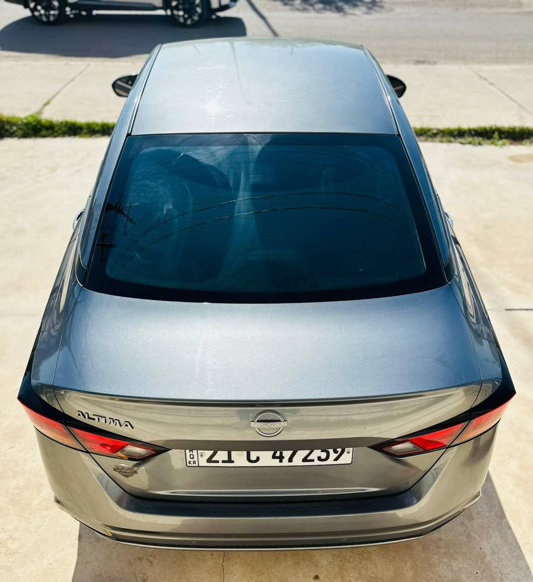 للبيع التيما S
سعر 152
***********
 بدون ايرباك 
موديل 2023 
الون نفطي 
ماشيه 31 
تحكم ستيرن 
تثبيت سرعه 
كاميرا خلفي 
بصمة تشغيل 
تشغيل عن بعد 
كير مكينه بشرط 
حداديه امامي خلفي بشرط 
تايرات وياله شركة 
السونار مع رقم الشاصي موجود بلمنشور 
رقم سليمانيه تحويل وكاله ثاني يوم 
مكان السياره ديالى خانقين
