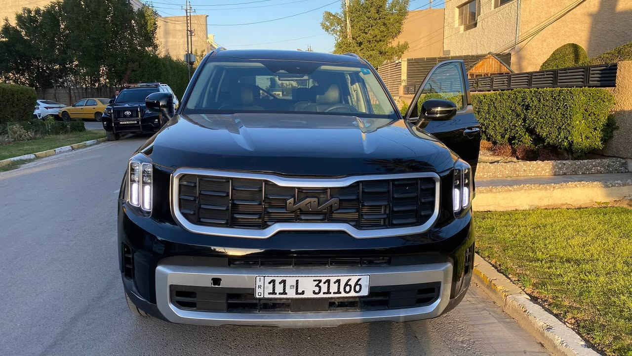 السلام عليكم ورحمة الله

للبيع سيارة: كيا تيلورايد  S وارد امريكي  موديل 2023 

نوع الضرر : حادث كلش حلو صبغ قطعتين جاملغ امامي ايمن و جاملغ خلفي ايمن 

•

•المواصفات :

▪️السيارة: كيا تيلورايد S لون اسود

▪️المحرك: 3.8L (ستة سلندر)

▪️العداد:  13000 ميل  

▪️حجم الويل: ويل كب حجم 20 مع طقم تايرات بحالة ممتازة 

▪️تحديد مسار

▪️سلايت روف [ فتحة سقف ]

▪️خاصية تحديد المسار

▪️رادار امامي للتوقف التلقائي

▪️حساس خلفي

▪️حساسات و رادارات الاجتياز الجانبية (نقاط عمياء)

▪️كامرة خلفية دوارة اصل مع الستيرن

▪️تحكم فول كهرباء لمقعد السائق 

▪️شاشة الدشبول حجم كبير للتحكم بايعازات السيارة

▪️كشنات السيارة جلد اسود اصل

▪️تدفئة الكشنات المقدمة

▪️السيارة 7 راكب

▪️ثلاث قطع تبريد

▪️تشغيل عن بعد

▪️سستم صوت

▪️المقاعد الخلفية منفصل ملكي VIP

▪️تحكم ستيرن جهتين بلوتوث وحاكية وكروس سرعة وتحكم صوت 

▪️نظام ABS مانع انزلاق

السعر المطلوب 275$ و بيها مجال بسيط

 

للاستفسار اكثر الاتصال او واتس اب على: ***********

الموقع 📍: بغداد / الجادرية قرب جامعة بغداد
