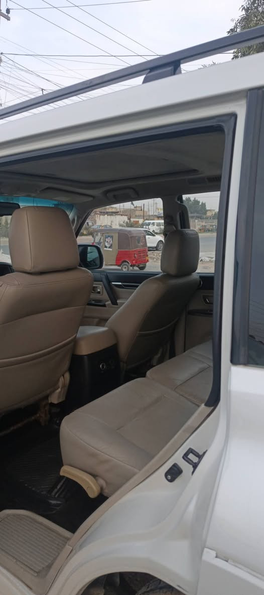 سلام عليكم
باجيرو 2012 حبتور باسمي مكفوله كفاله عامه سياره جديده كلش مال بيت رقم بغداد إنكليزي تحويل مباشر
كير ومكينه كفاله تخم تاير تدفه تبريد
سياره كلش كلش حلوه امانه الله
مكان سياره بغداد 
***********
