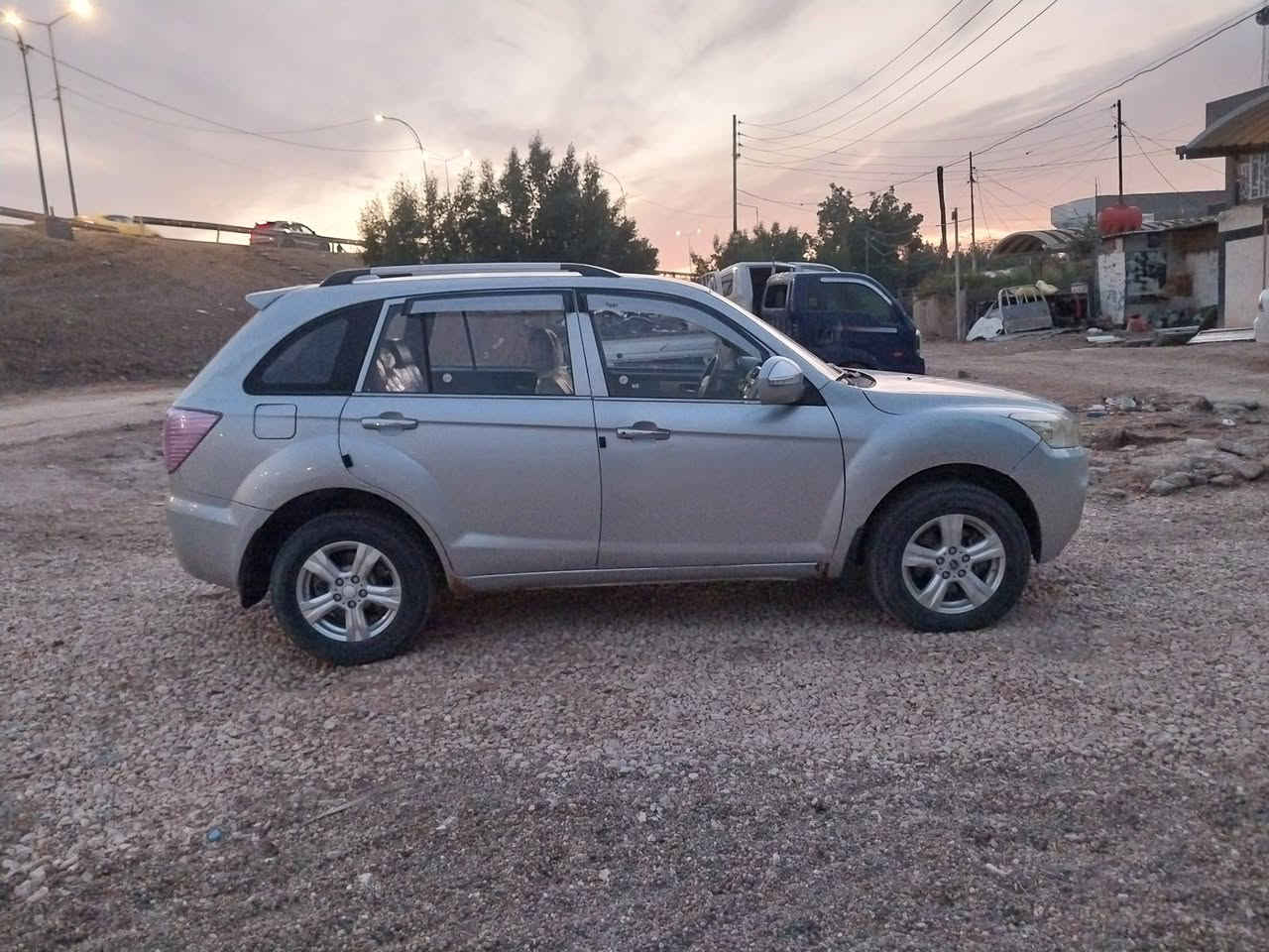 #يالله سلام عليكم بيع سريع
ليفان X60 سياره جاهزه 
فول اوتوماتيك 
موديل 2016 
رقم بابل
السياره مابيه لا ضربه ولآ صبغ فقط اكو جراد
سياره حلوه وجاهزه مكينه وكير مكفولات حداديه جديده كهربايات كله شغاله استخدام شخصي كلشي بيه شغال مكاني بابل حله مركز السعر(( 59 )) بيه مجال للشراي الاستفسار ***********
