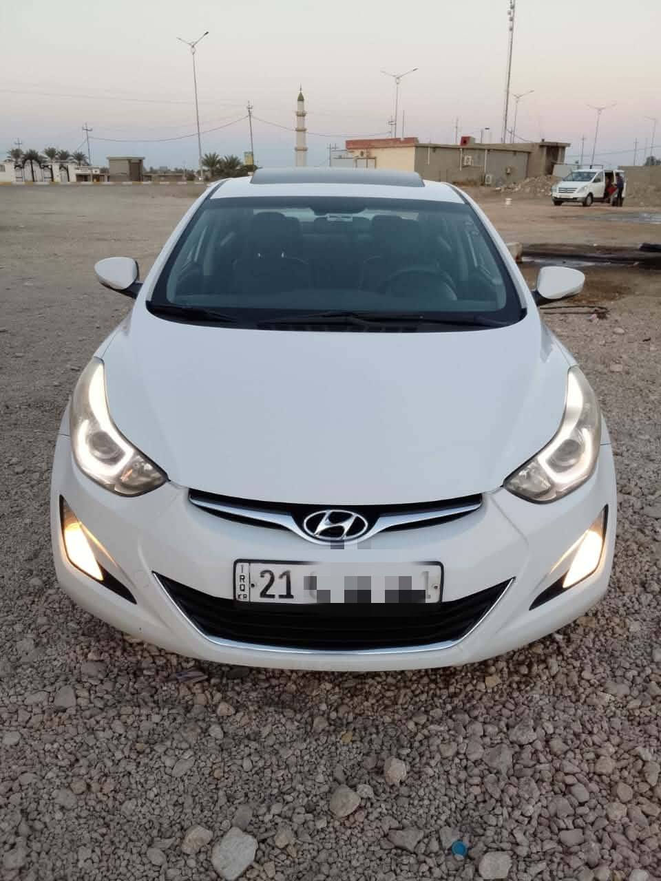 اسلام عليكم بيع فقط بدون مراوس بدون اقساط  النترا خليجي موديل 15 فول كامل مواصفات كفاله عامه ماعده باب السائق صبغ نص باب  السعر 140 مكان السياره الرمادي ***********
