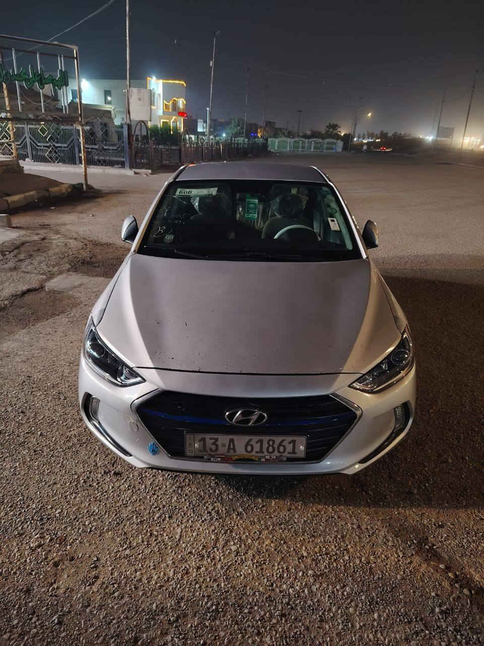 النتره وارد مريكي حادثه بل صوره موضح السياره جديده كلش سنويا 2030 بسمي السعر 123 وبيه مجال بصيط متوازي علا بيعته ***********
