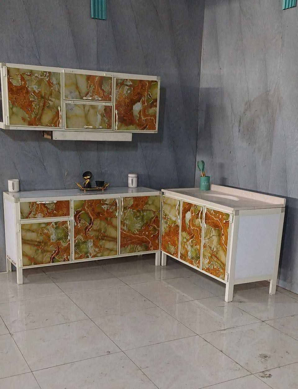 كاونتر ارضي وملحق متر ونص 
سنك  متر وعشرين 
السنك مرمر صناعي بغداد, العراق


**إذا كنت صاحب هذا الإعلان وتريد حذفه لأي سبب، رجاءا أرسل رسالة إلى الدعم الفني**