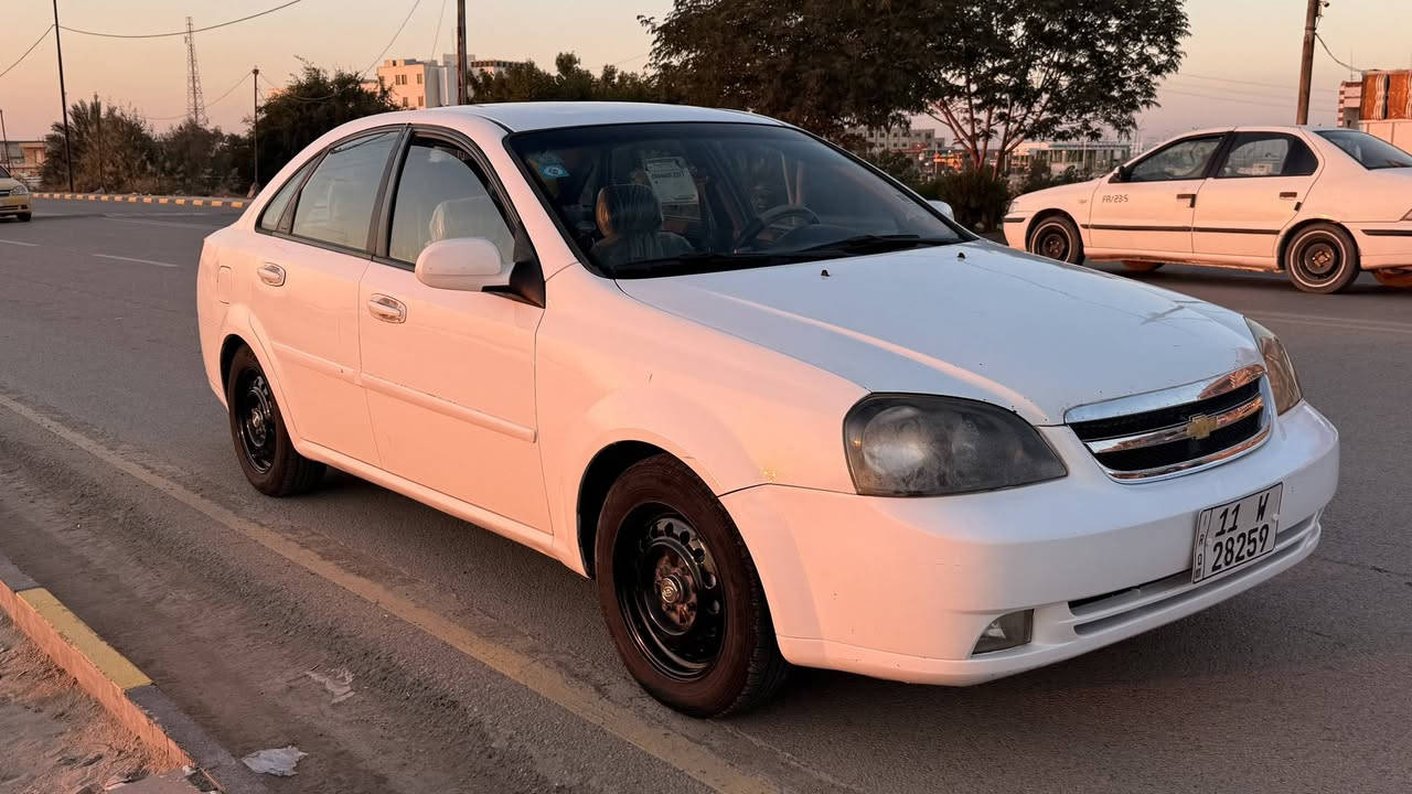 للبيع او الامراوس
اوبترا 2012 
رقم بغداد مشروع وطني بأسمي 
هزه جديده سنويه لـ 2027 
كير ومكينه مكفولات 
82 وبيها مجال بسيط 
واسط كوت مركز المدينه
غير متواجد على الانترنت
***********
